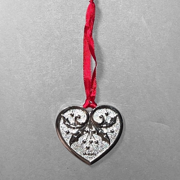 Lenox Silvertone Mistletoe Ornament - Picture 1 of 4